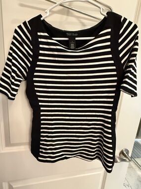 White House Black Market Black & White Striped Short Sleeve Tee